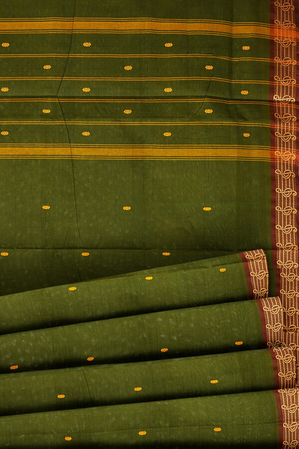 sri kumaran stores chettinad cotton dark green saree with golden brown border 4