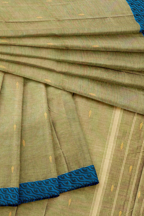 sri kumaran stores chettinad cotton light green saree with blue border 5