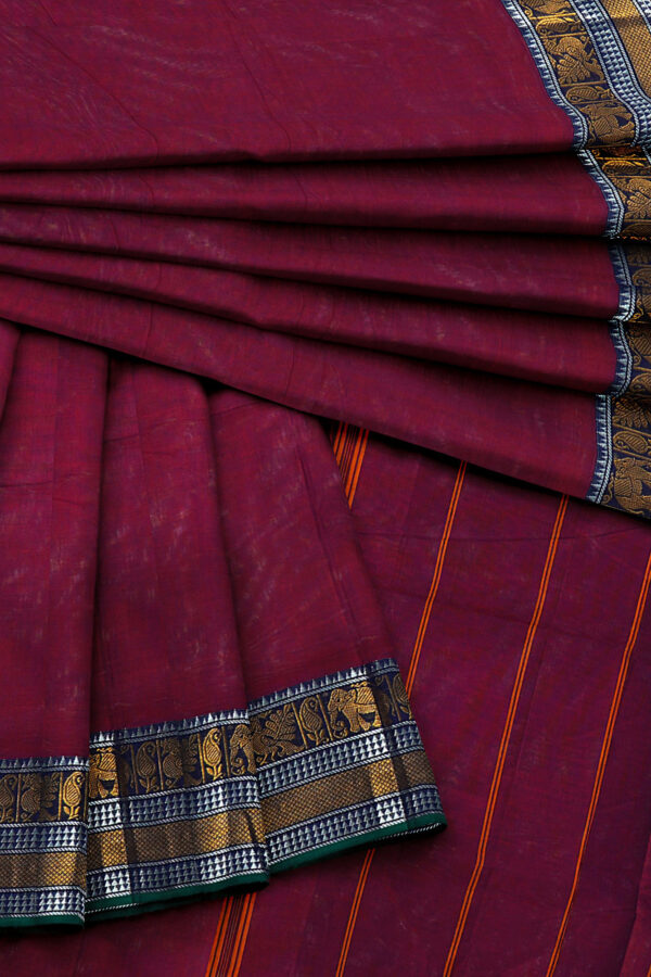 sri kumaran stores chettinad cotton maroon saree with golden silver border 5
