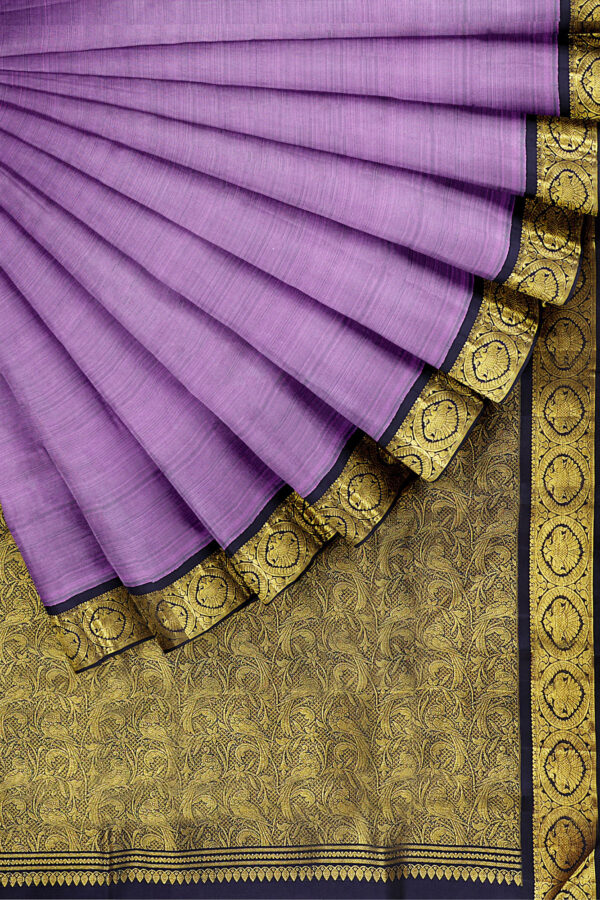 sri kumaran stores kanchipuram silk saree light purple saree with golden black border 4