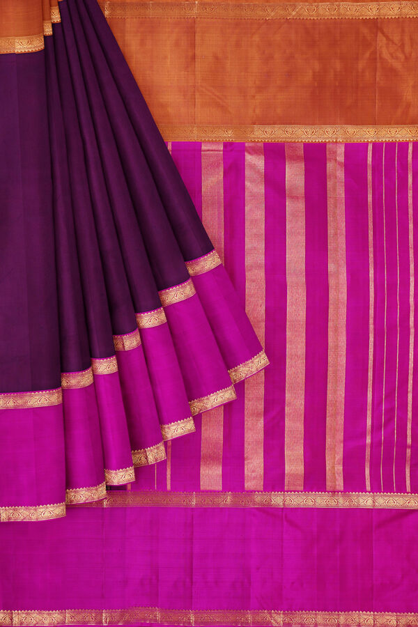 sri kumaran stores kanchipuram silk saree maroon saree with golden pink border 1