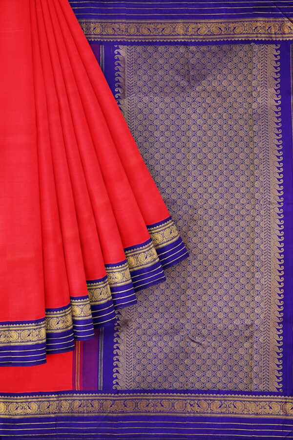 sri kumaran stores kanchipuram silk saree orange saree with golden blue border 1