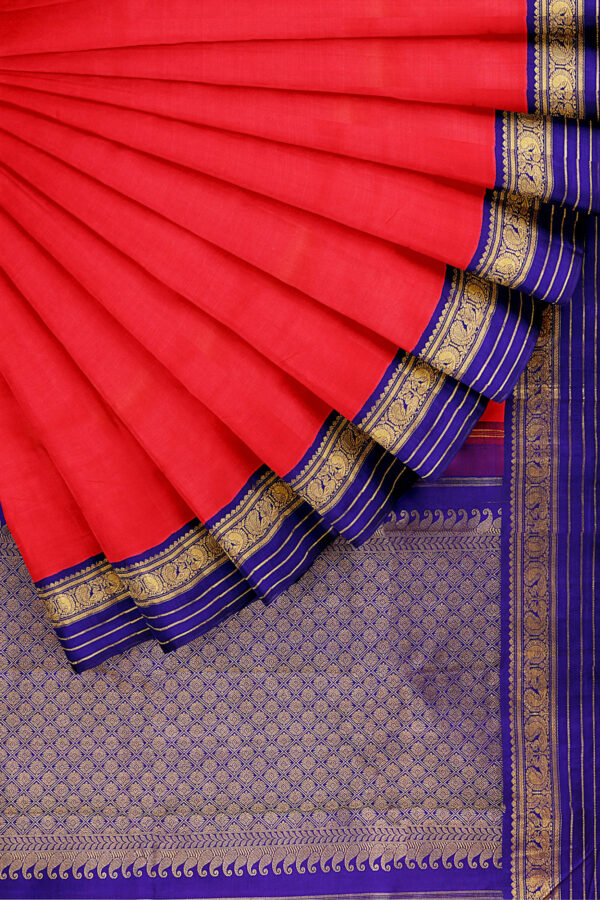 sri kumaran stores kanchipuram silk saree orange saree with golden blue border 4