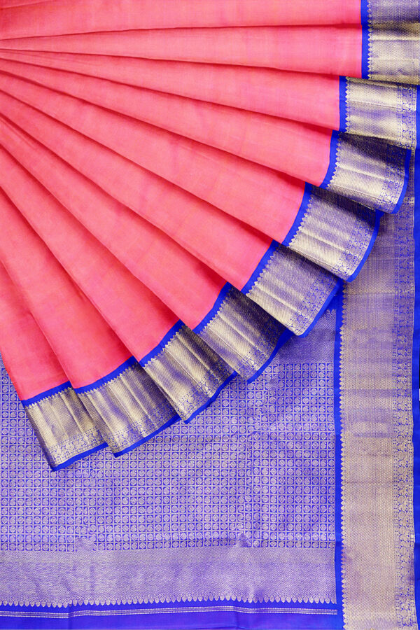 sri kumaran stores kanchipuram silk saree peach orange saree with golden blue border 4