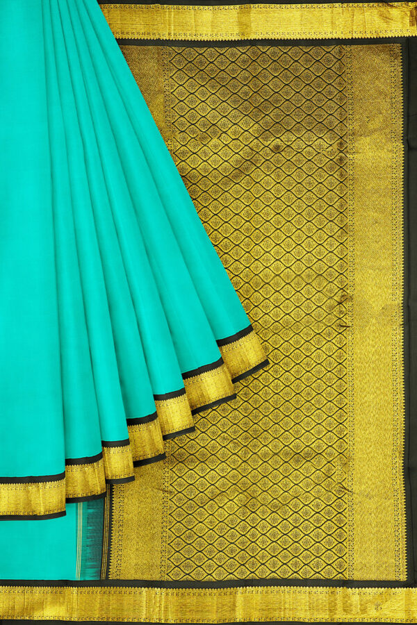 sri kumaran stores kanchipuram silk saree turquoise blue saree with golden black border 1