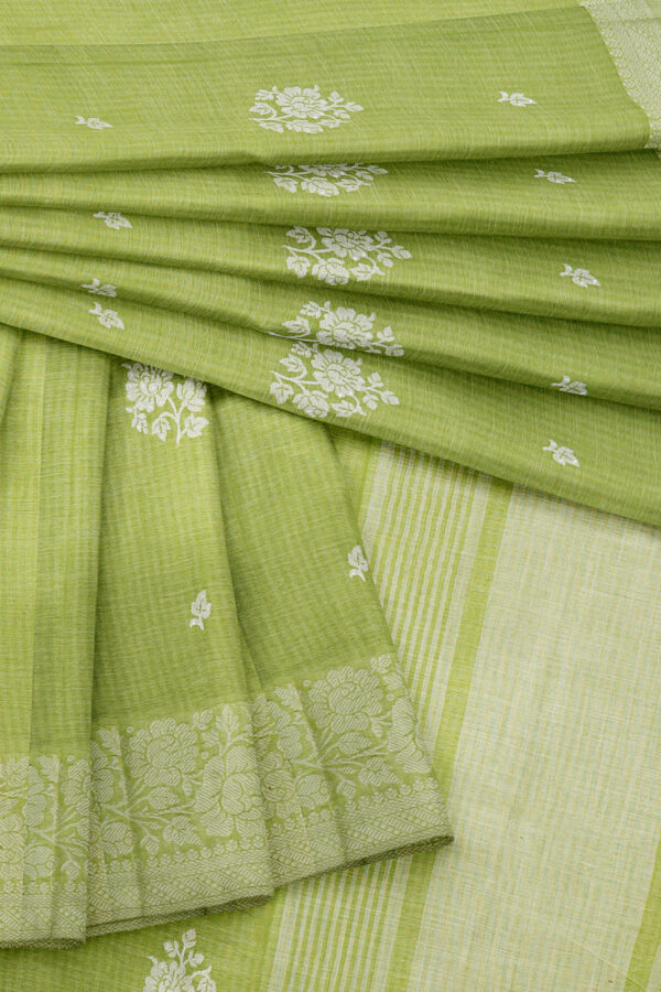 sri kumaran stores linen thread saree pista green saree with white border 5