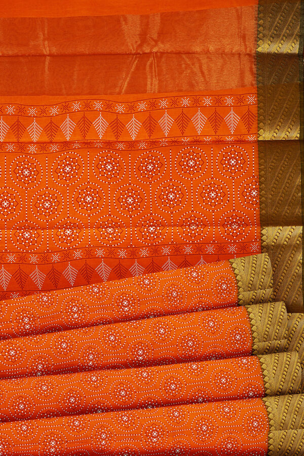 sri kumaran stores semi silk cotton printed orange saree with golden green border 4