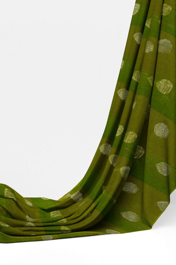 sri kumaran stores semi silk cotton saree dark green saree with green border 3