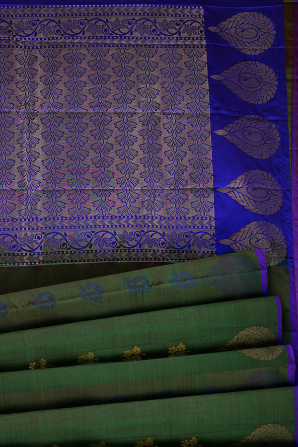 sri kumaran stores semi silk cotton saree dark green saree with purple border 4
