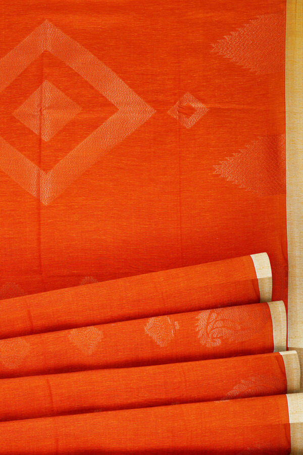 sri kumaran stores semi silk cotton saree orange saree with white border 4