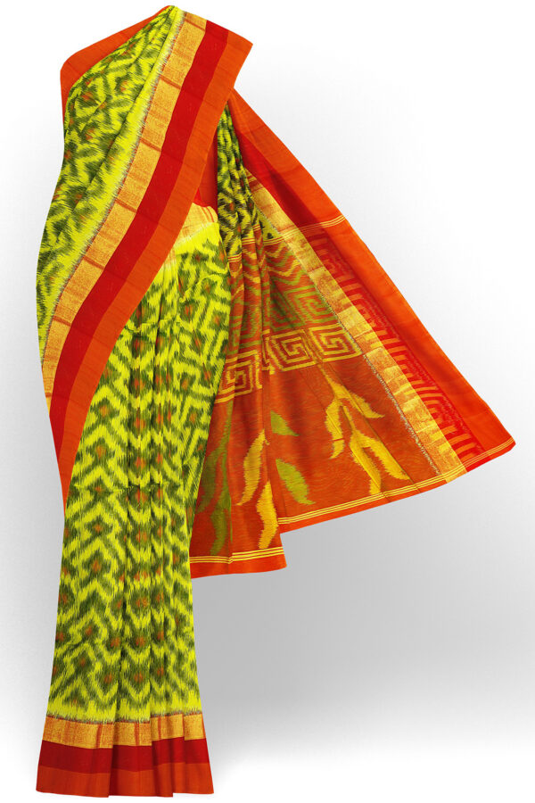 sri kumaran stores silk cotton saree green saree with red border 1