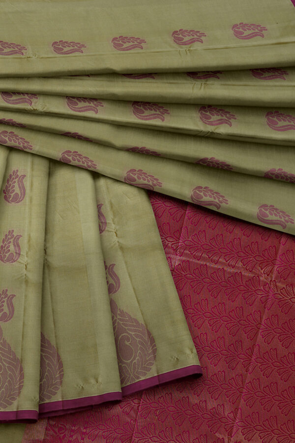 sri kumaran stores soft silk light green saree with purple border 5