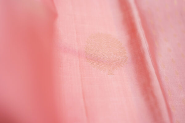 sri kumaran stores soft silk saree baby pink saree with golden border 4