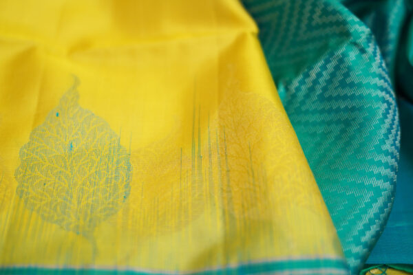 sri kumaran stores soft silk saree light yellow saree with sky blue border 5