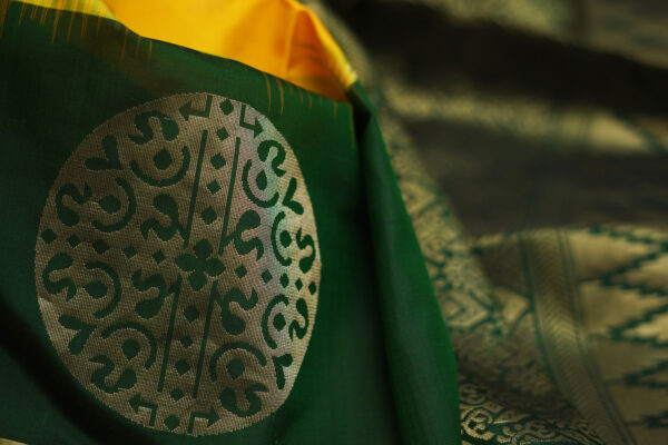 sri kumaran stores soft silk saree yellow saree with golden green border 4