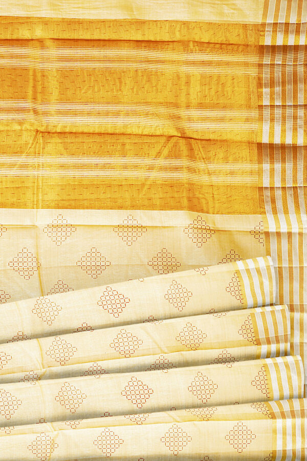 sri kumaran stores tussar silk half white saree with golden colour border 4