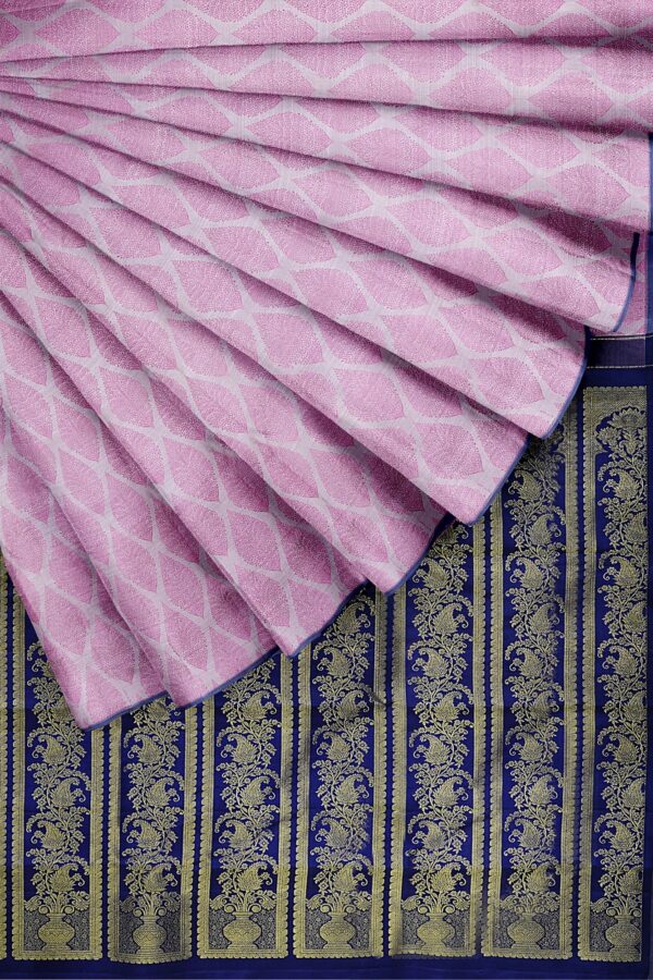 sri kumaran stores kanchipuram silk saree baby pink saree with baby pink design border 4