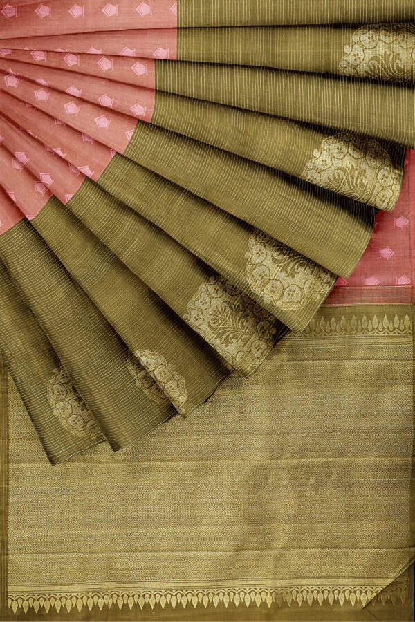 sri kumaran stores kanchipuram silk saree biscuit brown saree with green border 4