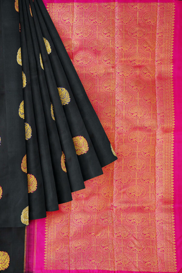 sri kumaran stores kanchipuram silk saree black saree with black border 3 1