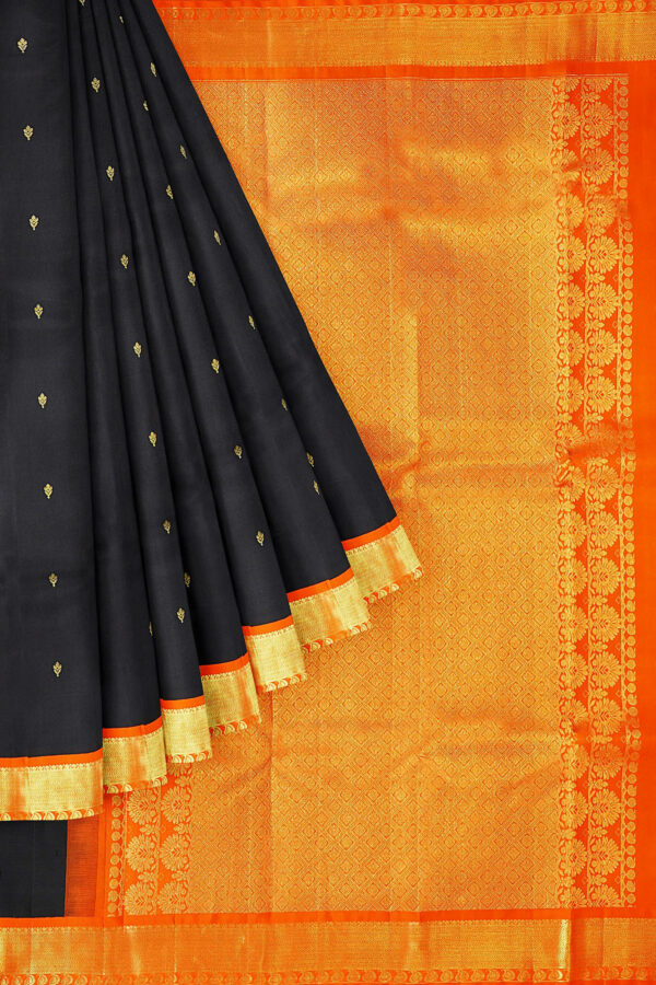 sri kumaran stores kanchipuram silk saree black saree with golden orange border 1