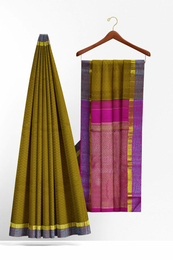 sri kumaran stores kanchipuram silk saree dark green saree with golden purple border 3