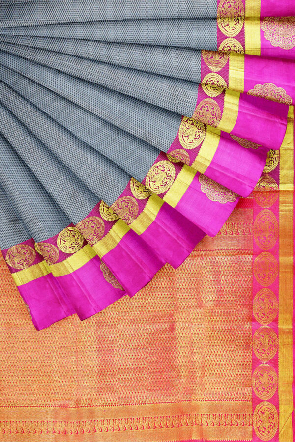 sri kumaran stores kanchipuram silk saree grey saree with golden pink border 4