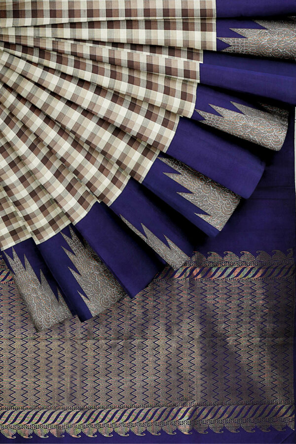 sri kumaran stores kanchipuram silk saree half white saree with dark blue border 4