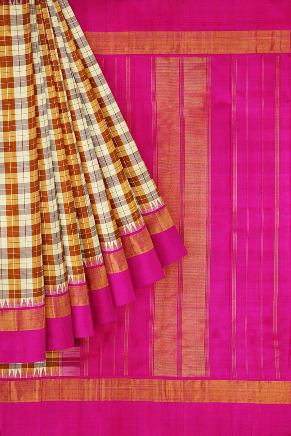 sri kumaran stores kanchipuram silk saree half white saree with pink border 1