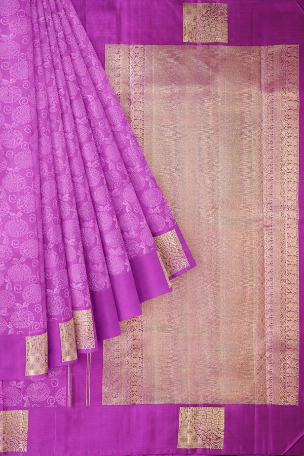 sri kumaran stores kanchipuram silk saree light purple saree with purple border 1