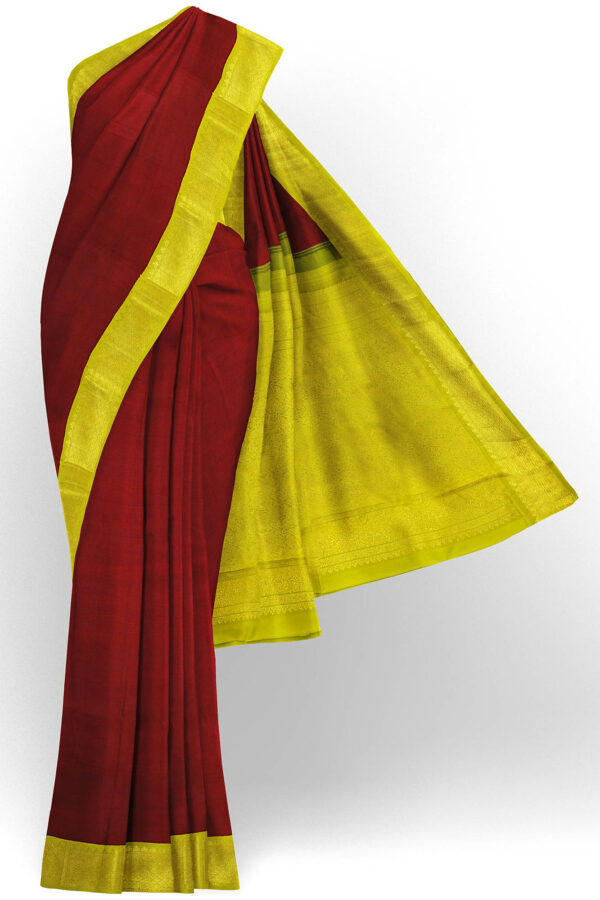 sri kumaran stores kanchipuram silk saree maroon saree with golden border 2