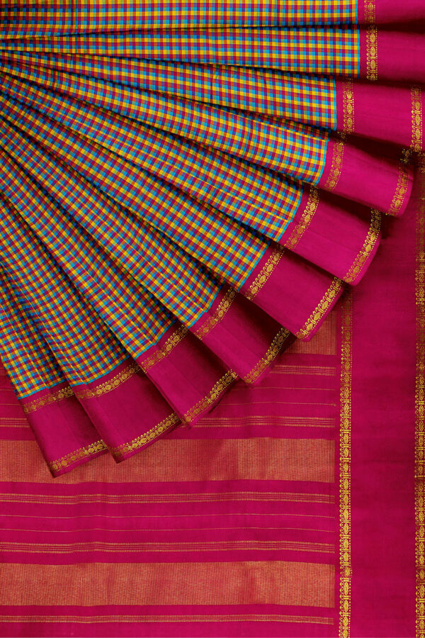 sri kumaran stores kanchipuram silk saree multicolour saree with golden pink border 4