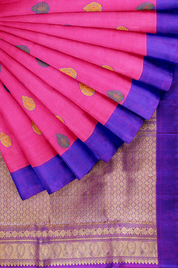 sri kumaran stores kanchipuram silk saree pink saree with blue border 4