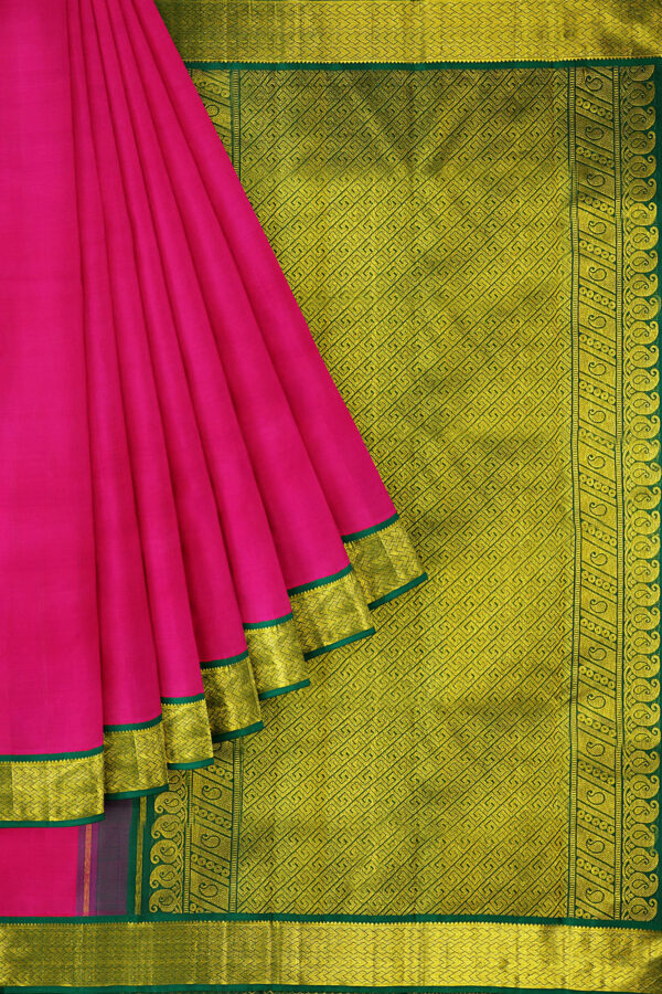 sri kumaran stores kanchipuram silk saree pink saree with golden green border 1 1