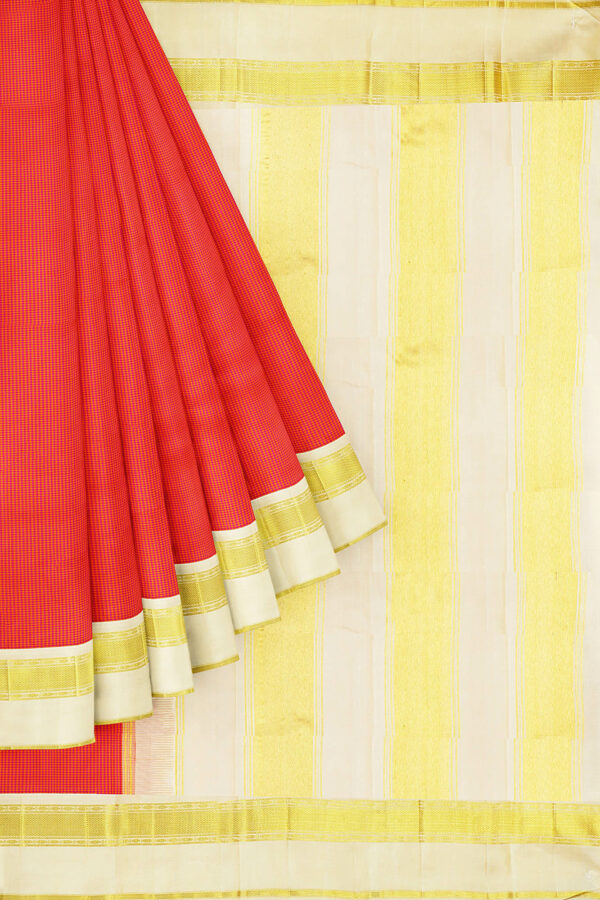 sri kumaran stores kanchipuram silk saree red saree with golden half white border 1