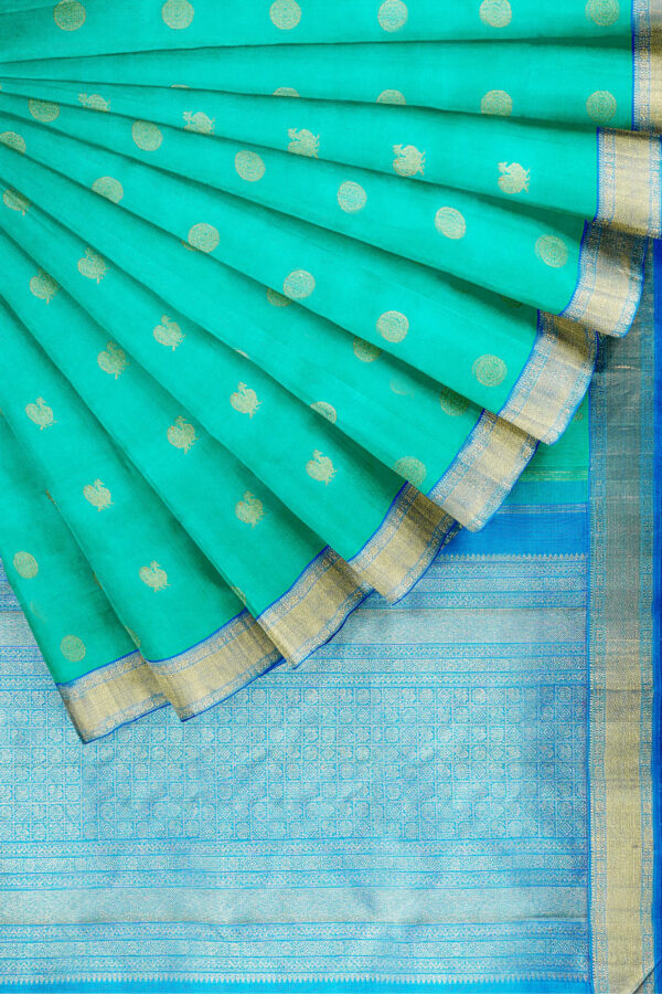 sri kumaran stores kanchipuram silk saree turquoise blue saree with golden blue border 4