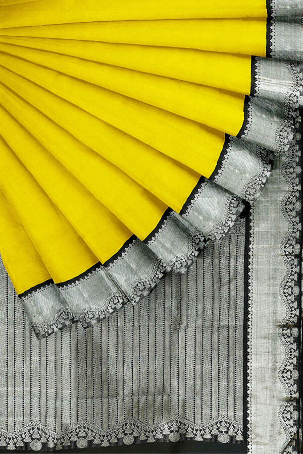 sri kumaran stores kanchipuram silk saree yellow saree with silver black border 4