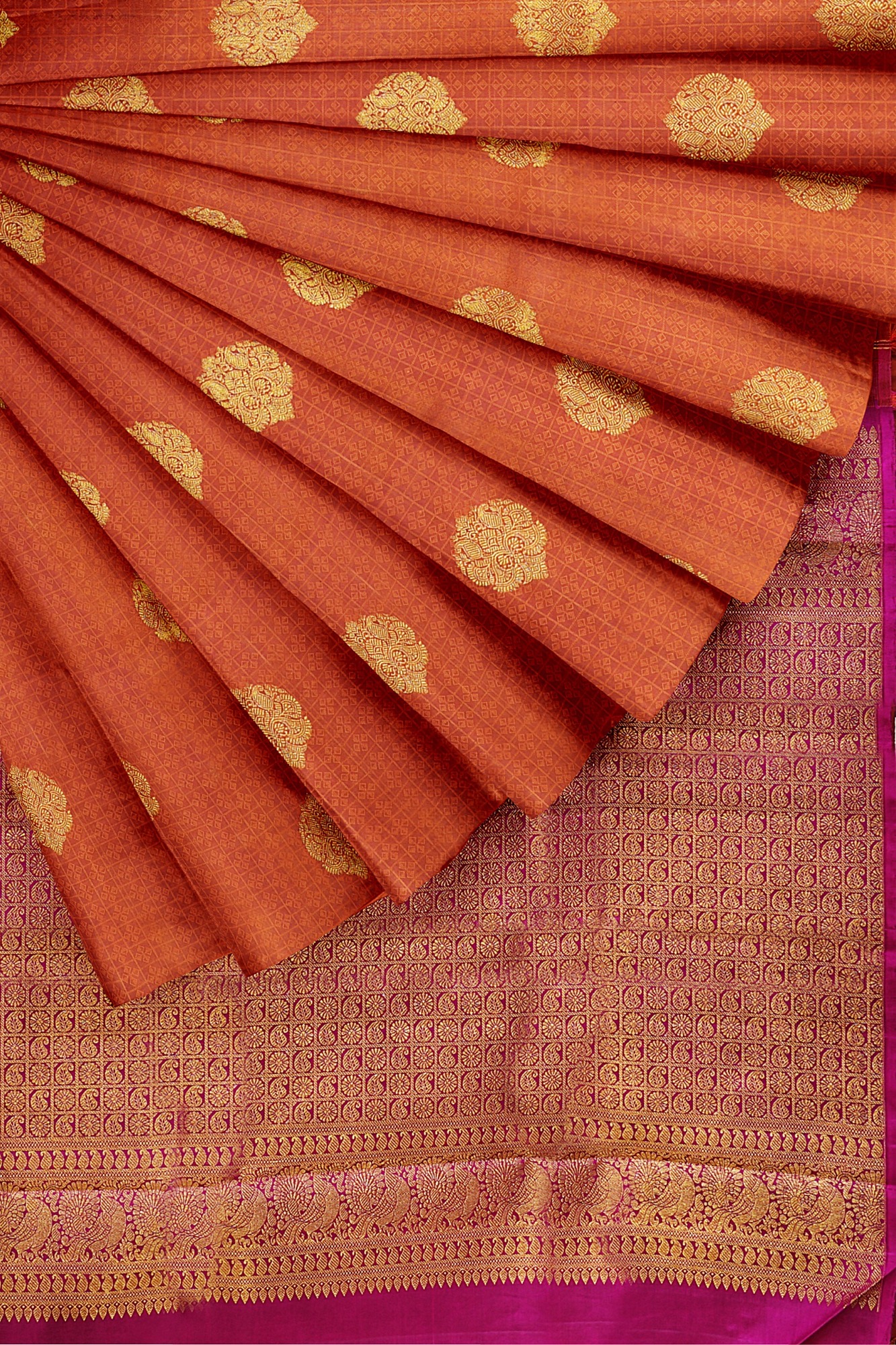 sri kumaran stores kanchipuram silk saree biscuit brown saree with brown border 4
