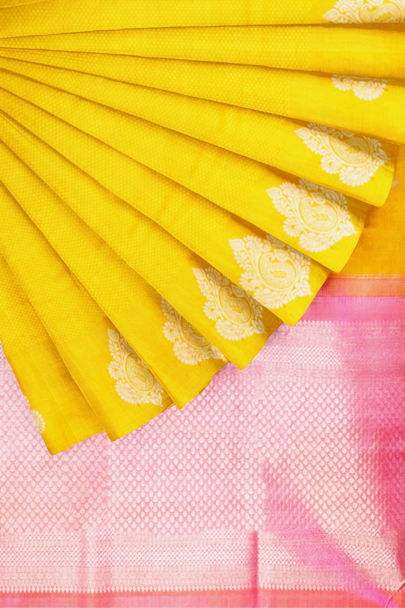 sri kumaran stores kanchipuram silk saree bright yellow saree with yellow border 4