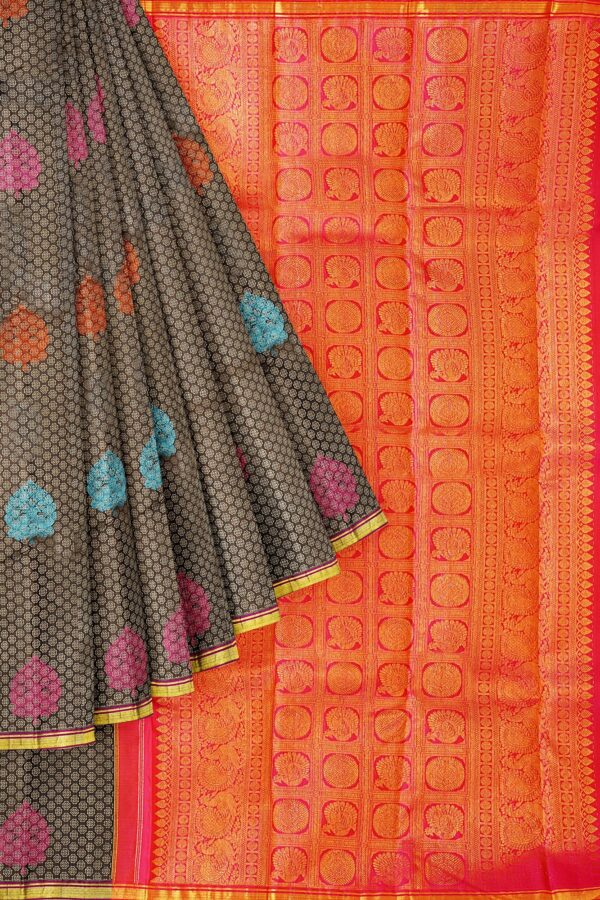 sri kumaran stores kanchipuram silk saree brown saree with golden border 1 1