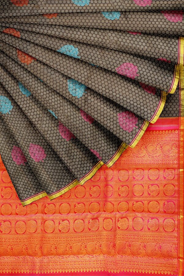 sri kumaran stores kanchipuram silk saree brown saree with golden border 1 4