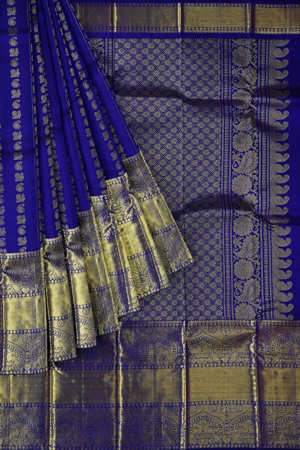 sri kumaran stores kanchipuram silk saree dark blue saree with golden border 1