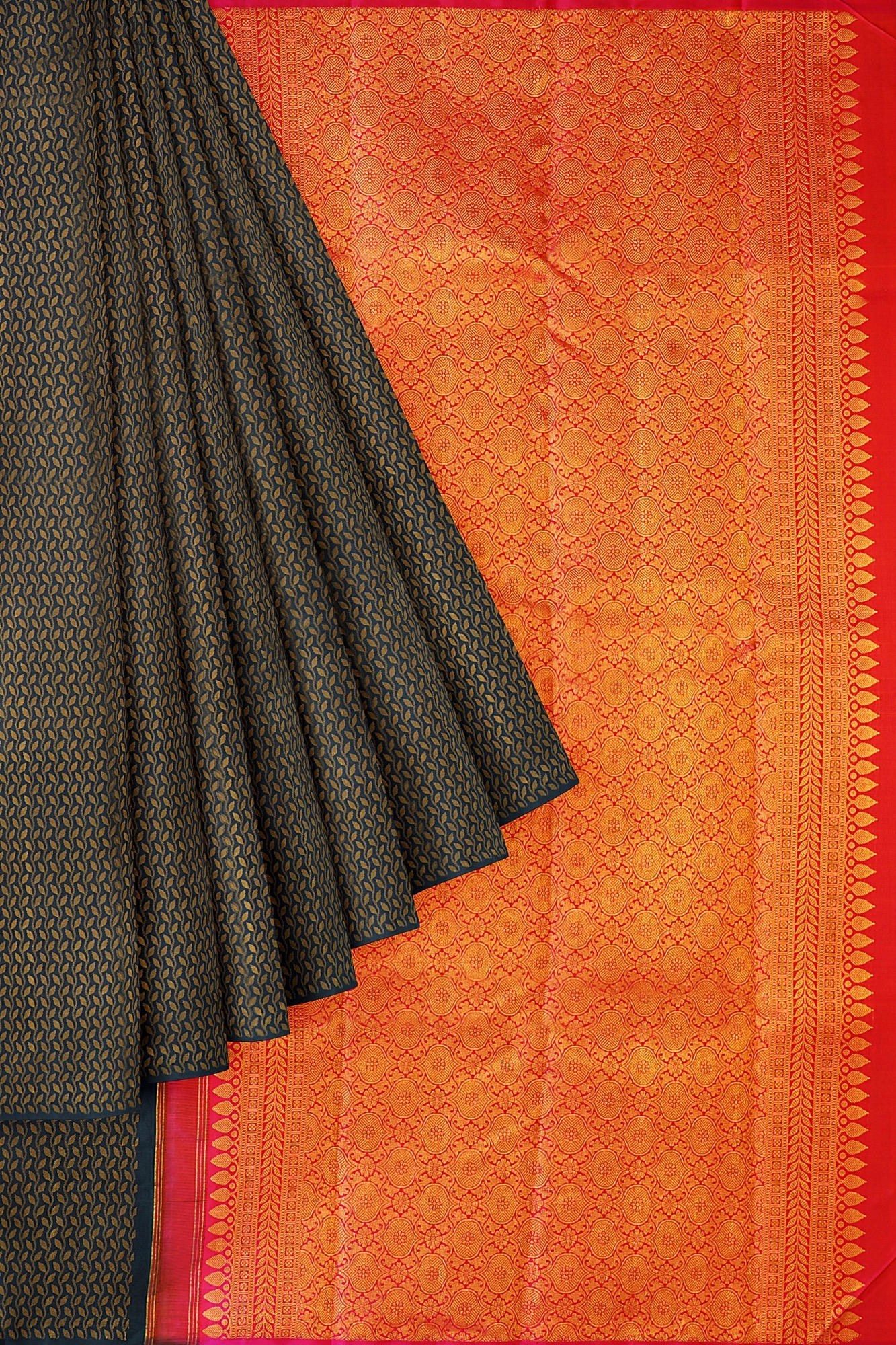 sri kumaran stores kanchipuram silk saree dark green saree with dark green border 1