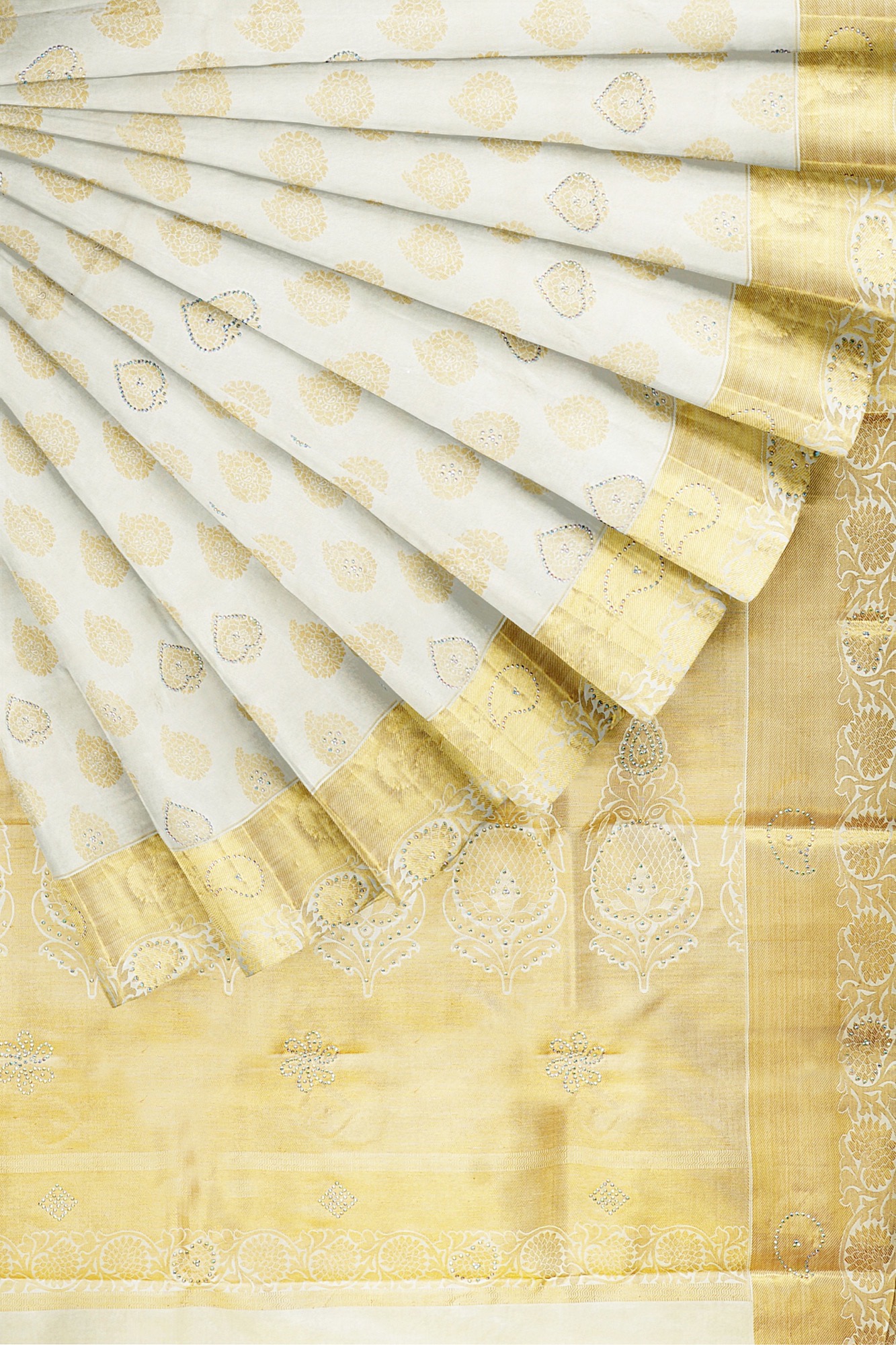 sri kumaran stores kanchipuram silk saree half white saree with golden yellow border 2 4