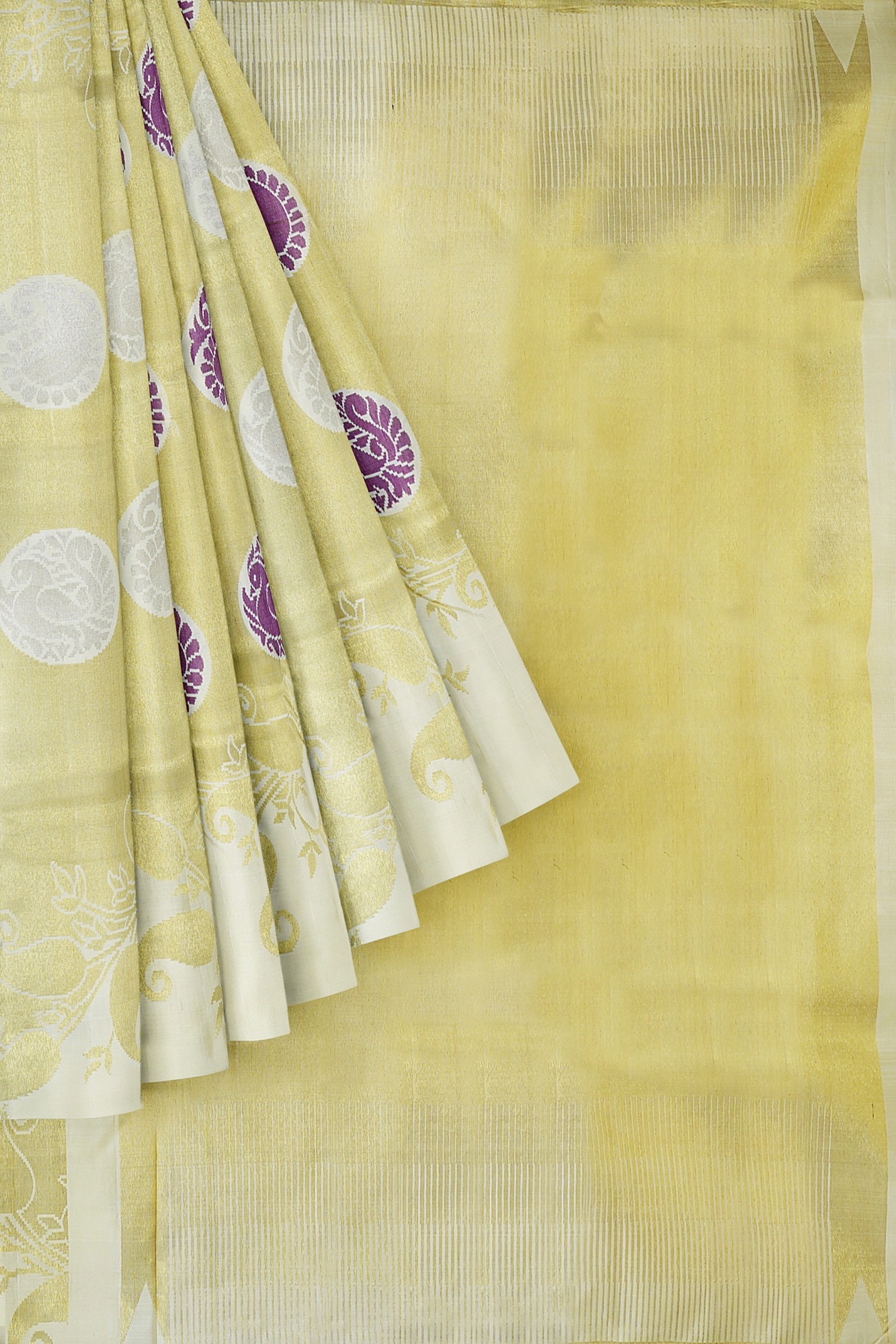 sri kumaran stores kanchipuram silk saree half white saree with half white border 1