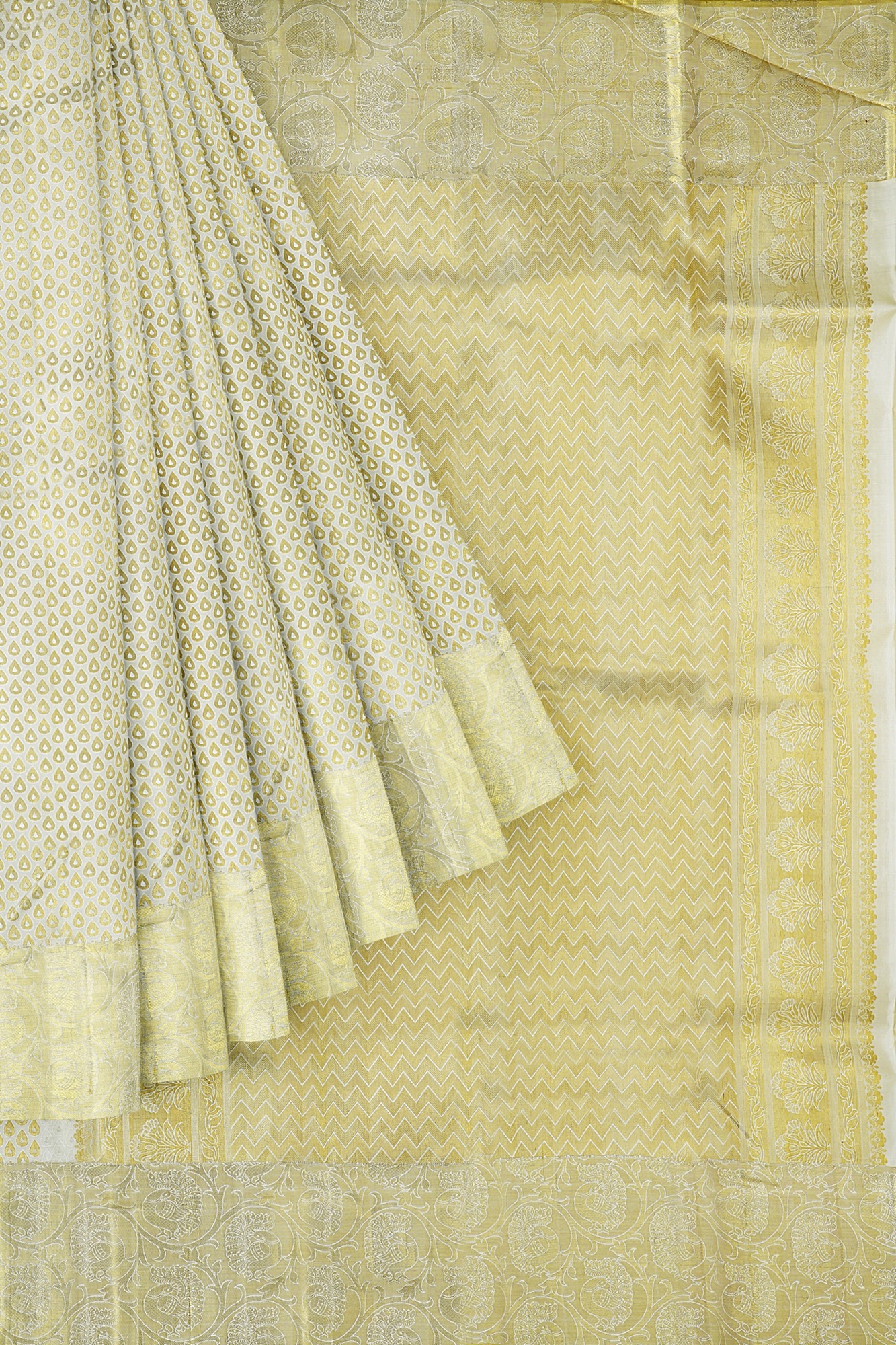 sri kumaran stores kanchipuram silk saree half white saree with white border 3 1