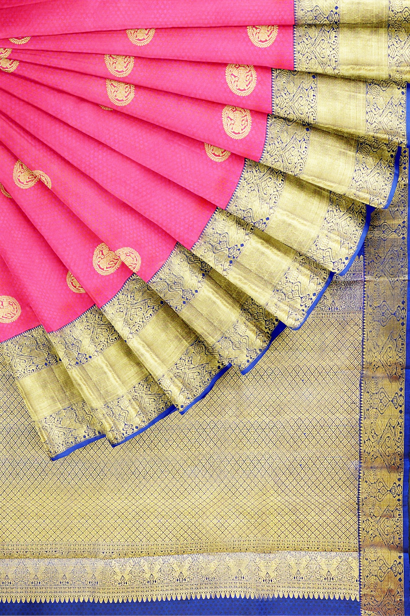 sri kumaran stores kanchipuram silk saree light pink saree with golden blue border 4