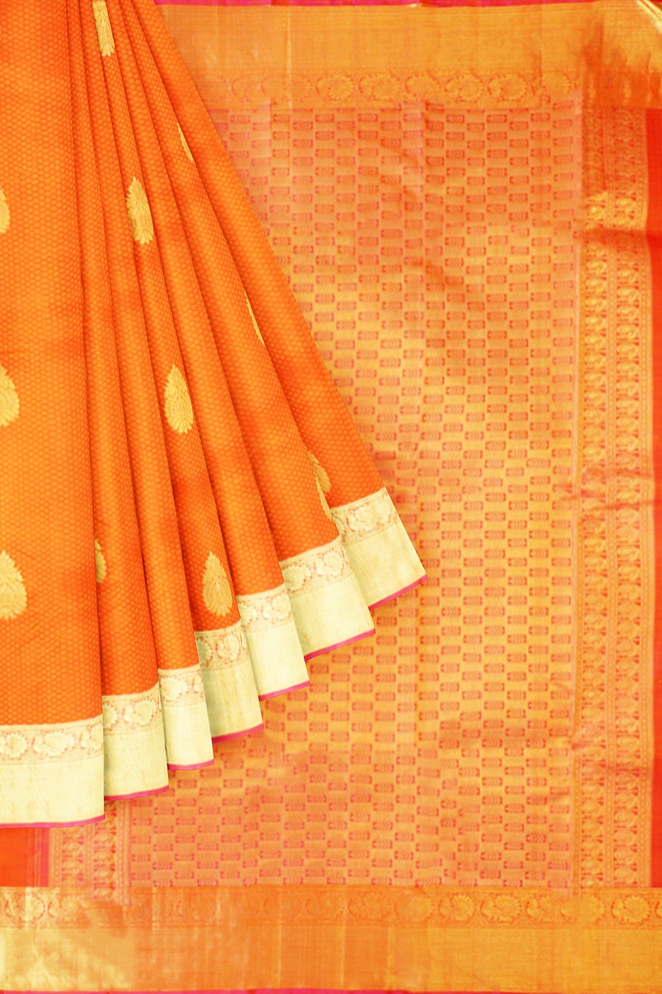 sri kumaran stores kanchipuram silk saree orange saree with golden border 1