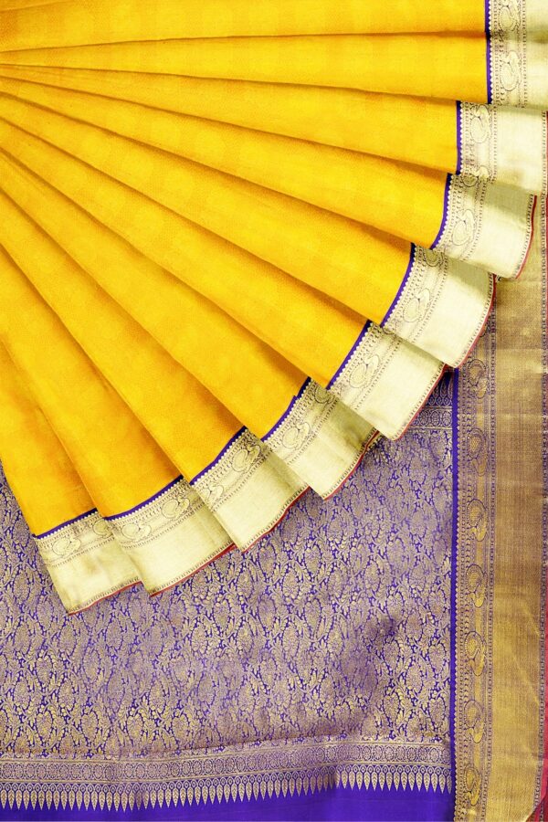 sri kumaran stores kanchipuram silk saree yellow saree with golden border 4