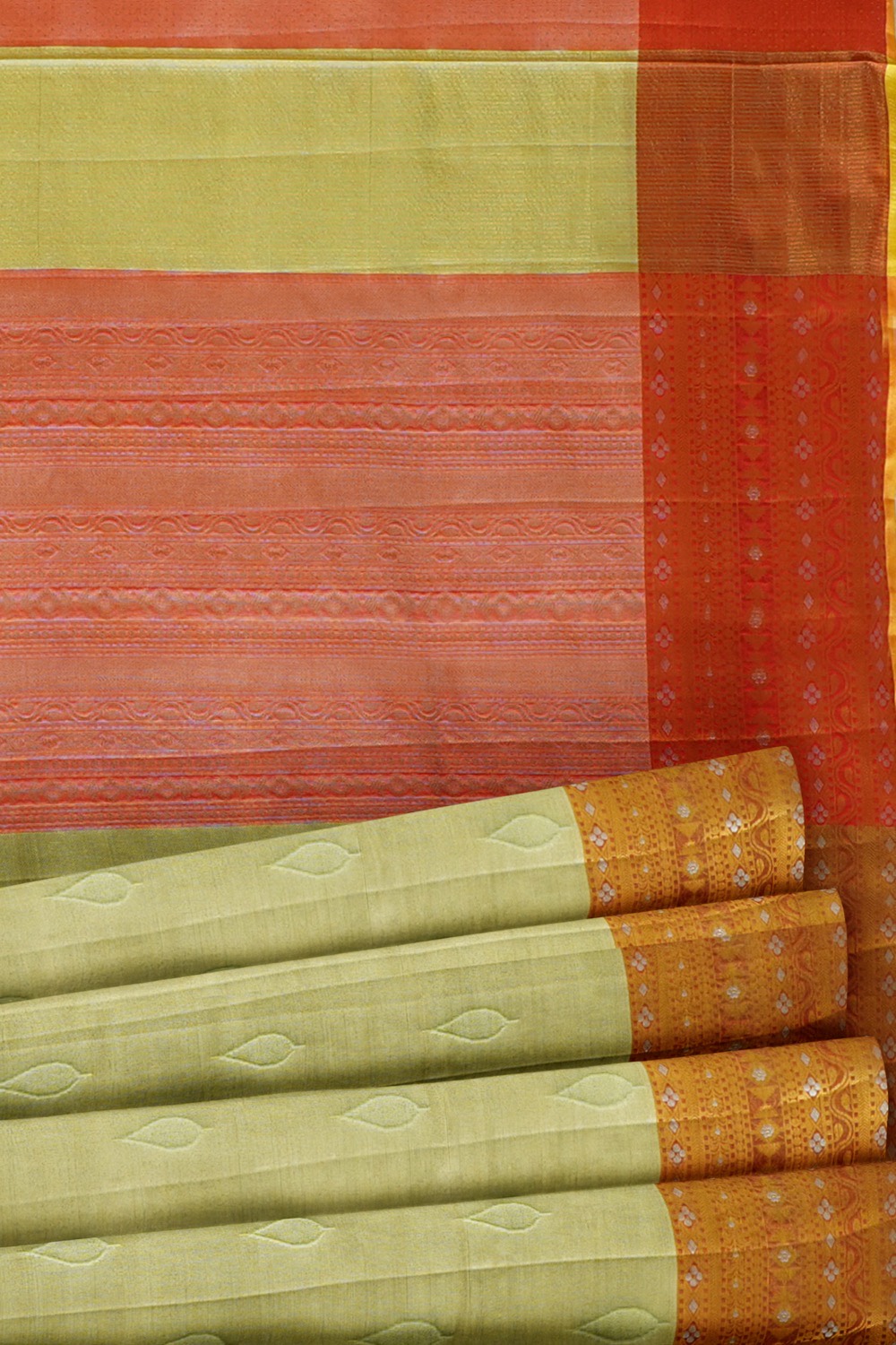 sri kumaran stores chentheri cotton saree half white saree with red border 5