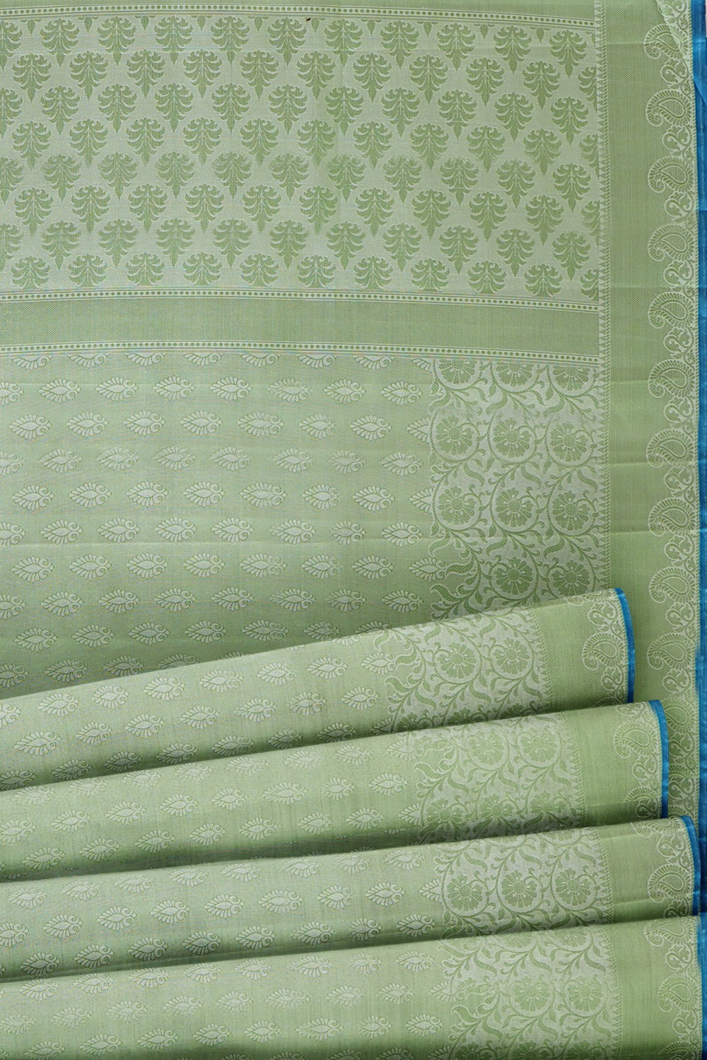 sri kumaran stores chentheri cotton saree silver green saree with blue border 5